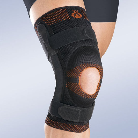 OPENED PATELLA KNEE BRACE W/ SILICONE PAD AND POLYCENTRIC REINFORCEMENTS