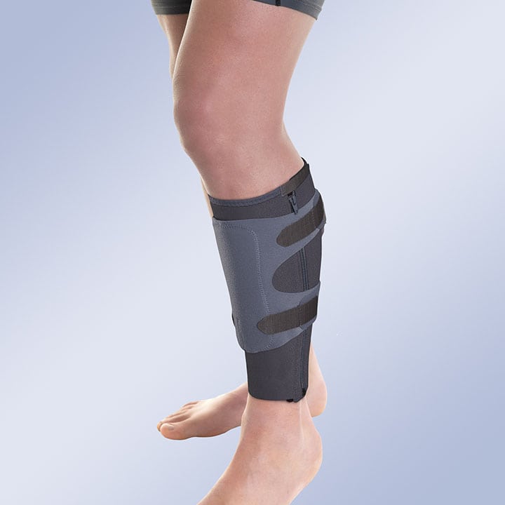 CALF SUPPORT WITH THERMOPLASTIC PLATES