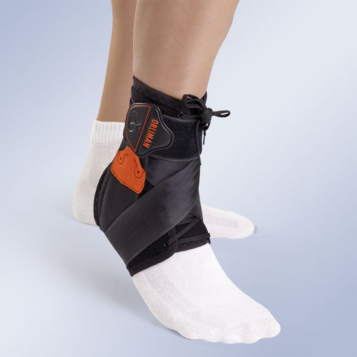 TOBIPLUS LACE-UP STABILISING ANKLE SUPPORT