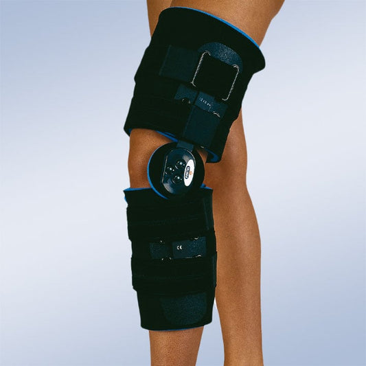 KNEE ORTHESIS WITH FLEXION-EXTENSION JOINT